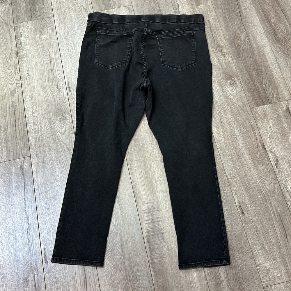 Gloria Vanderbilt all around slimming effect size 22 jeggings in great condition